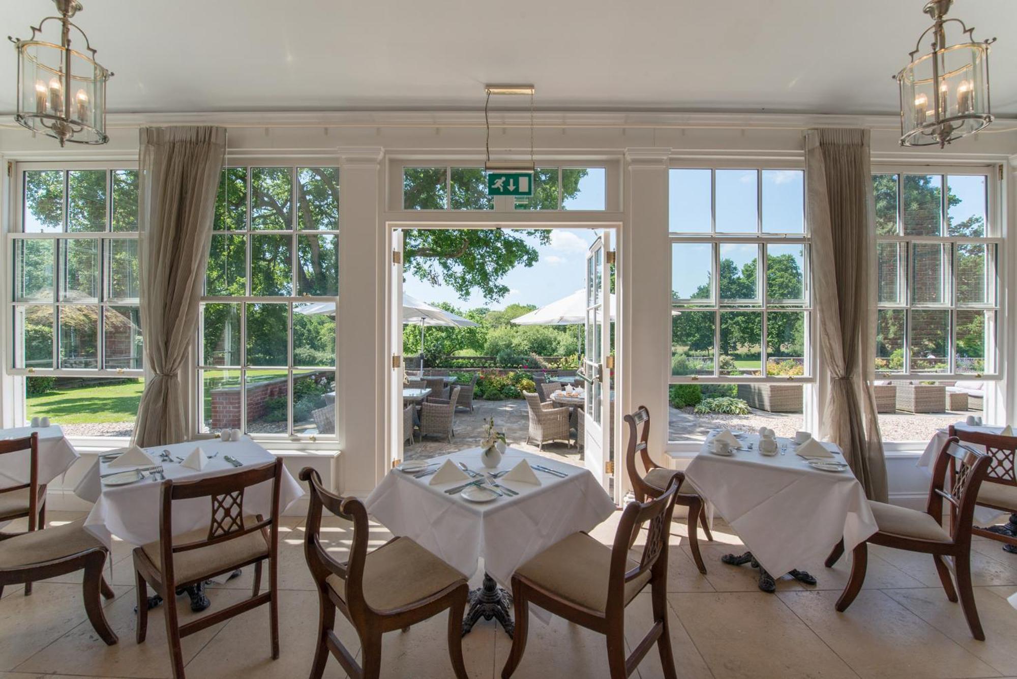 Bartley Lodge Hotel Линдхорст Экстерьер фото